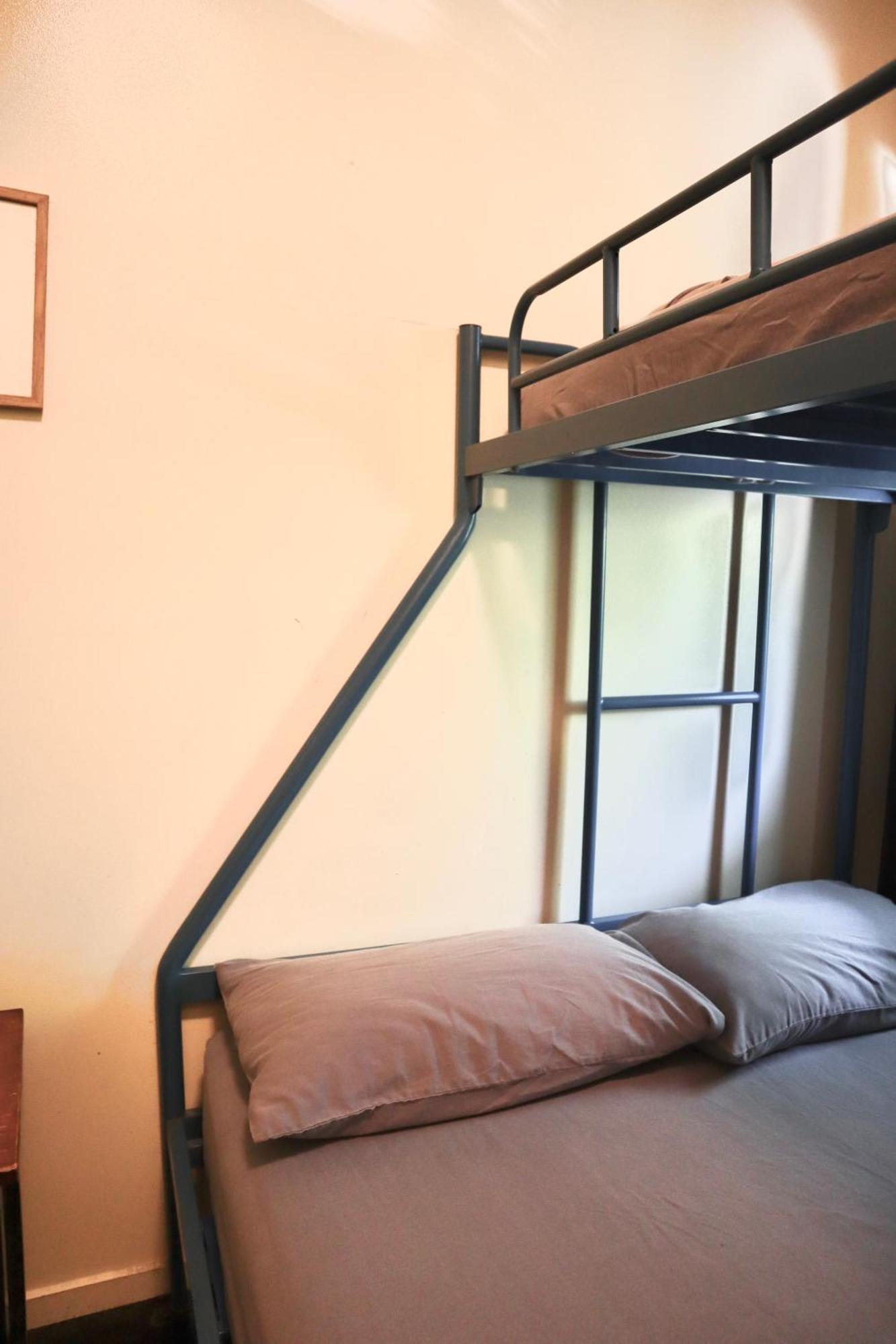 Chill Backpackers Hostel Brisbane Exterior photo