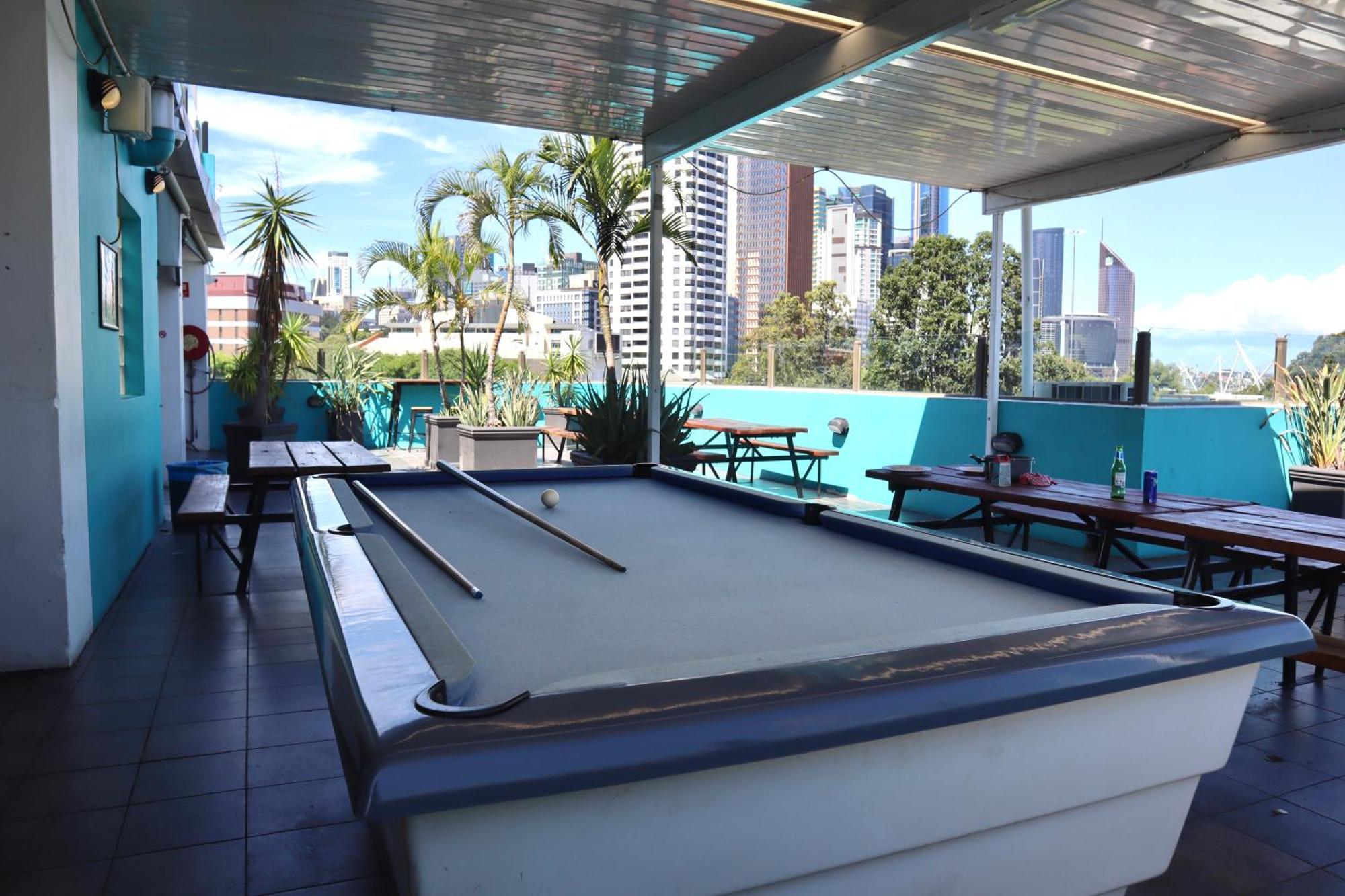 Chill Backpackers Hostel Brisbane Exterior photo