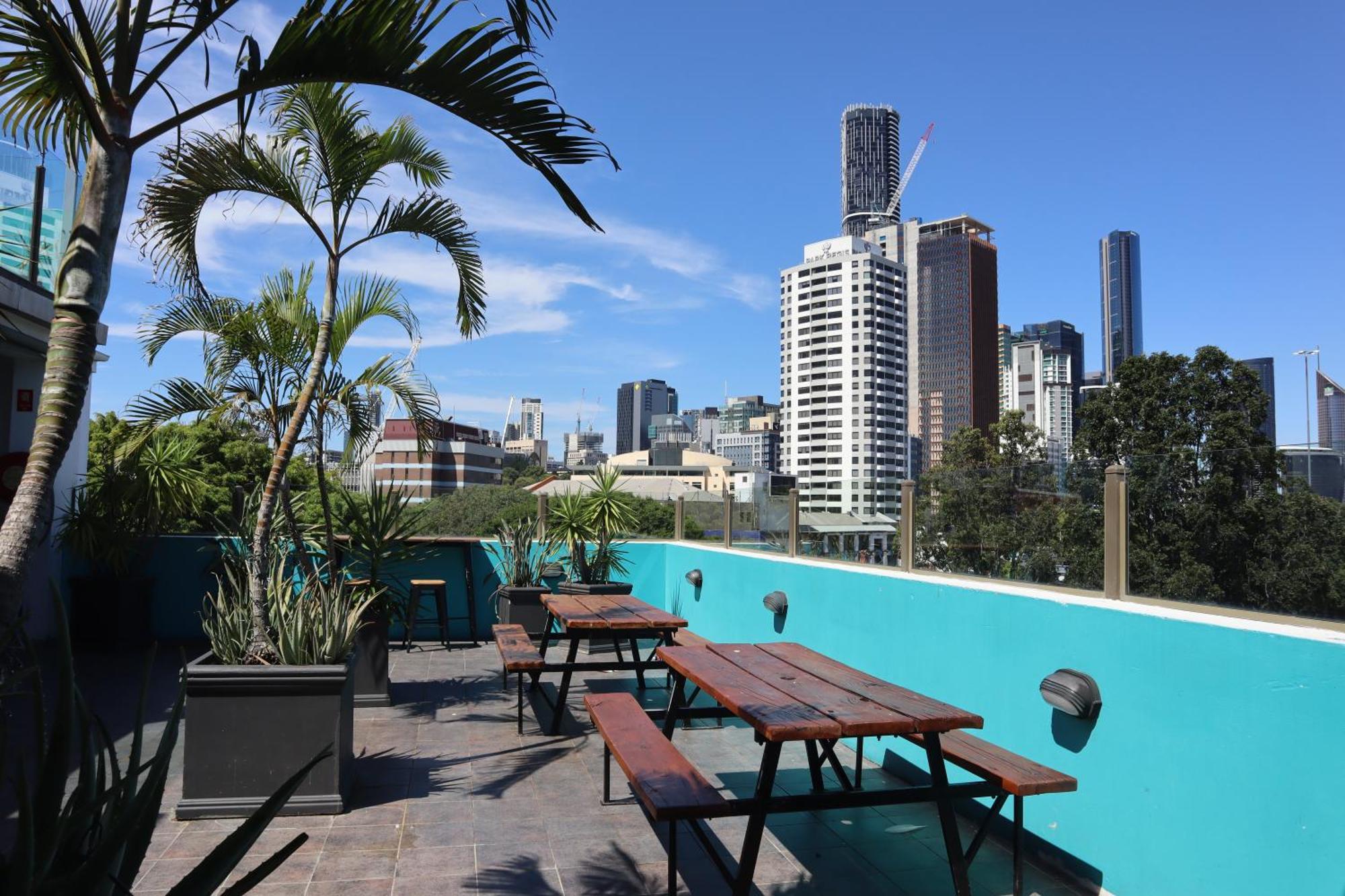 Chill Backpackers Hostel Brisbane Exterior photo
