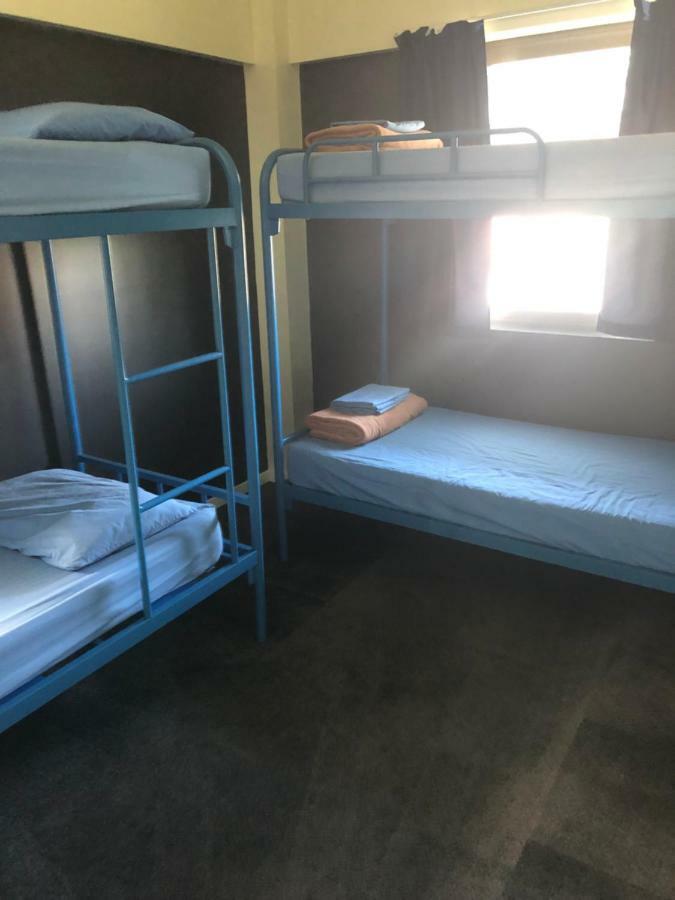 Chill Backpackers Hostel Brisbane Exterior photo