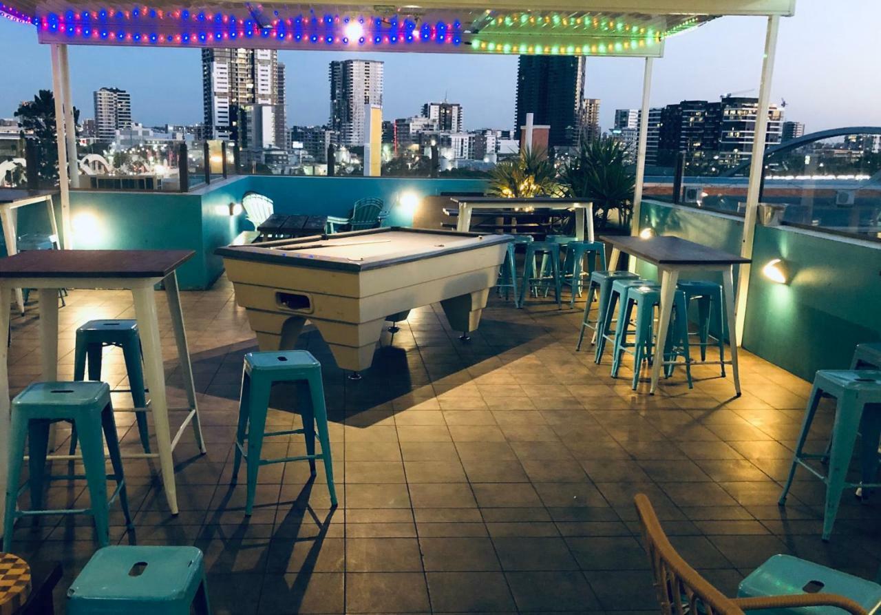 Chill Backpackers Hostel Brisbane Exterior photo